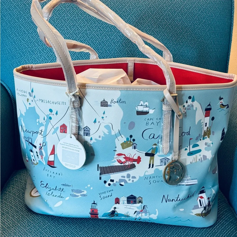Spartina 449 NE Harbors Tote. Perfect for shopping or relaxing on the beach! - Picture 4 of 4